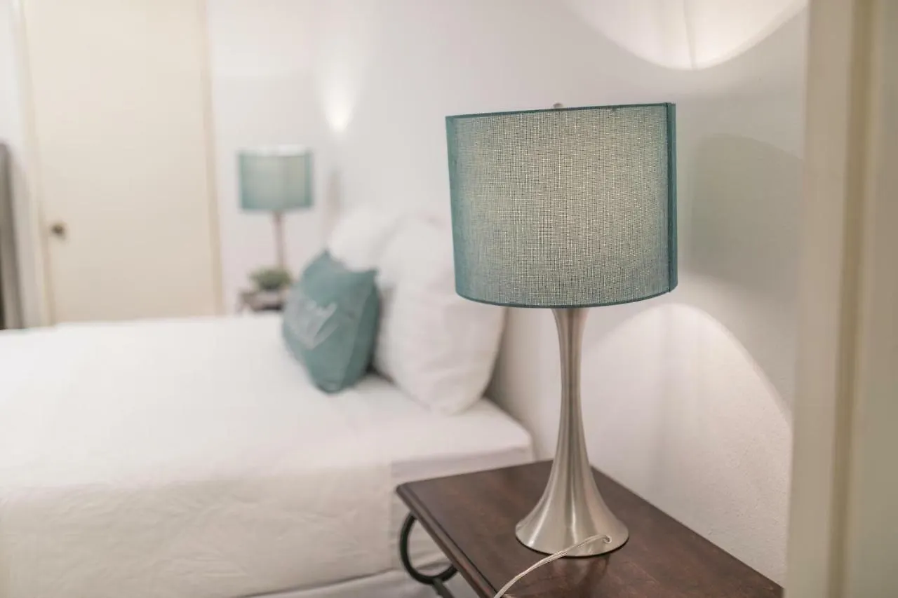 New Kingston Luxury Apartment Chelsea